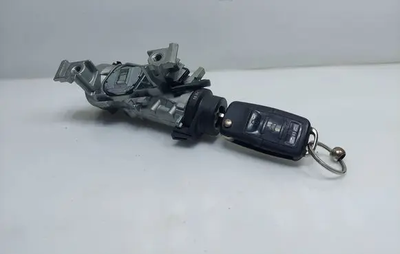 Volkswagen Golf V Ignition lock 1K0905851B