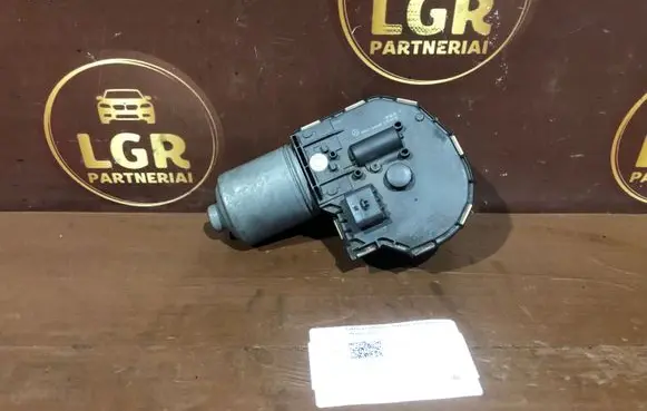 Mercedes-Benz C W204 Wiper motor 3397021336