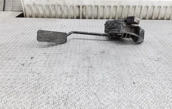 Opel Zafira A Accelerator throttle pedal GM9202343