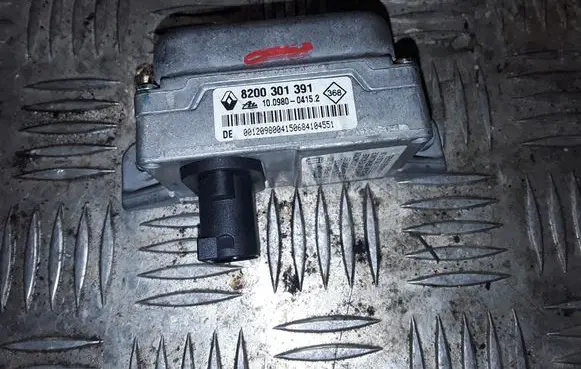 Renault Espace - Grand espace IV ESP acceleration yaw rate sensor 8200301391