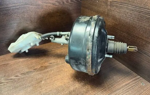 Mercedes-Benz Vito Viano W639 Brake booster A0004316901 0004316901
