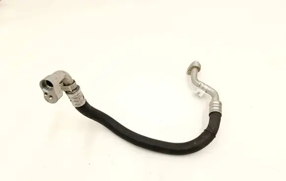 BMW 2 F46 Air conditioning (A/C) pipe/hose 6834659