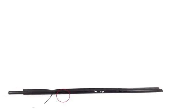 Toyota Corolla E120 E130 Front door glass trim molding 75710-12742