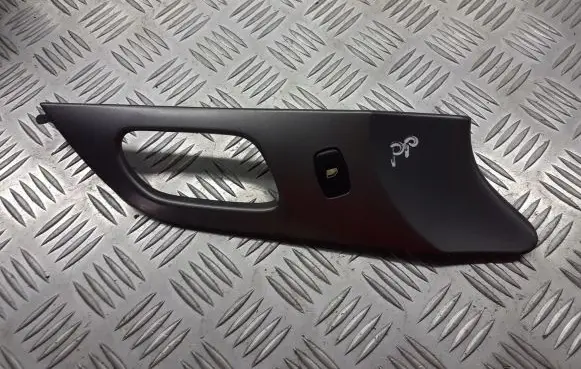 Peugeot 407 Quarter vent window switch 9643531277