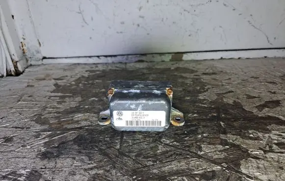 Audi A3 S3 8P ESP acceleration yaw rate sensor 1K0907652A 1009850321A