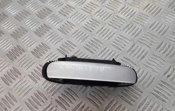 Audi A6 S6 C5 4B Front door exterior handle/bracket 4B0839885