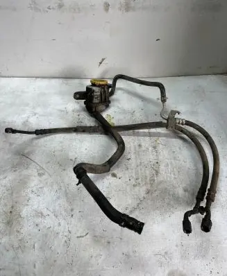 Subaru Outback Power steering fluid tank/reservoir