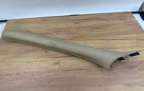 Volvo XC70 (A) pillar trim 