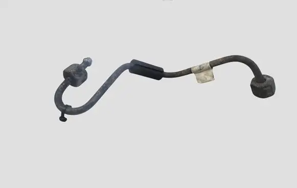 Renault Scenic II - Grand scenic II Fuel injector supply line/pipe