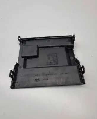 Land Rover Evoque II Battery box tray cover/lid K8D210757A