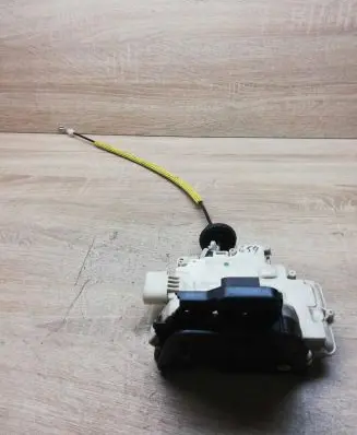 Audi A6 S6 C6 4F Front door lock 4f0839015a