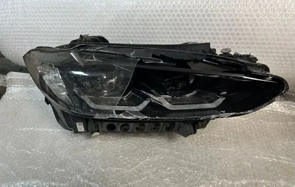 Headlight/headlamp