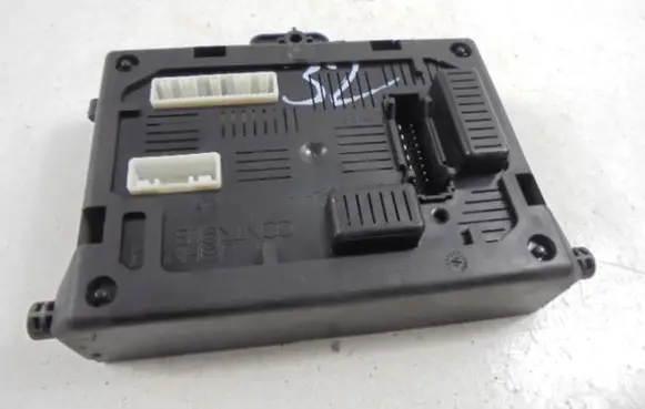 Renault Clio III Other control units/modules 8200343732