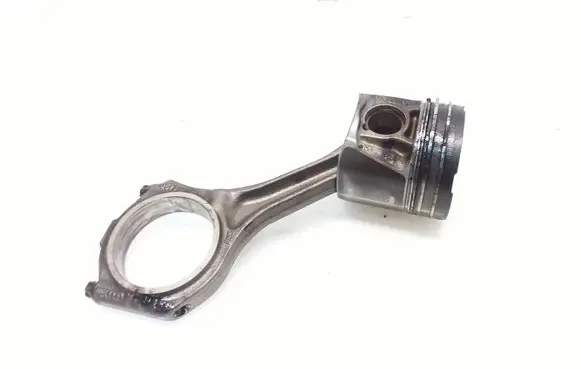 Audi A4 S4 B7 8E 8H Piston with connecting rod