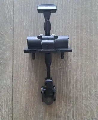 Opel Mokka B Front door check strap stopper AVD