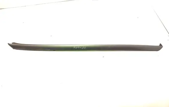 Volvo XC60 Windshield trim 