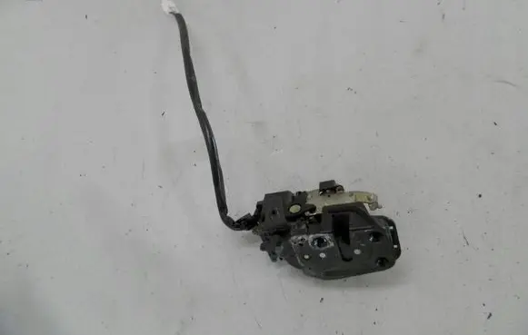 Mazda Xedos 9 Rear door lock TA0172310B