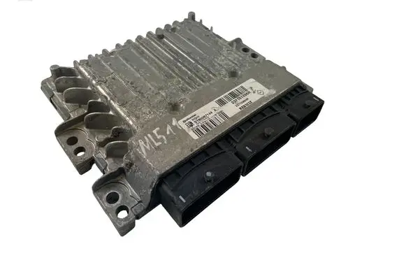 Renault Megane III Engine control unit/module ECU 237101495R S180067144A