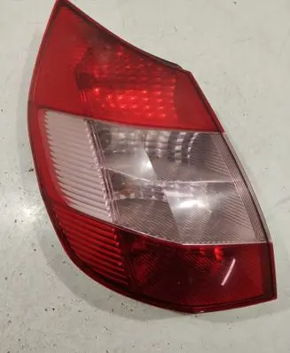 Renault Scenic II - Grand scenic II Rear/tail lights 8200127704
