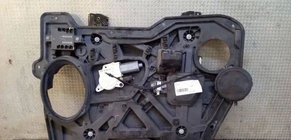 Chrysler Grand Voyager V Front door window regulator with motor 3015749K 3015588D
