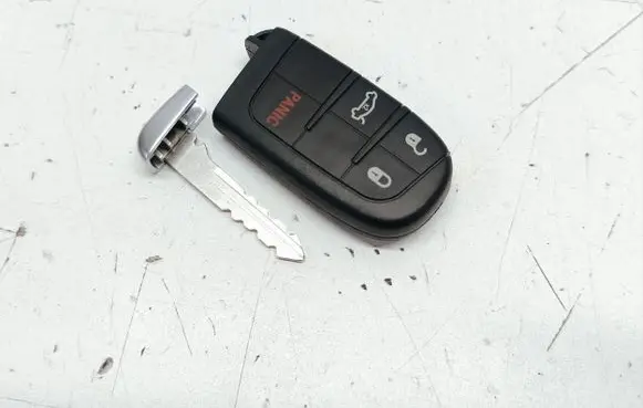 Dodge Challenger Ignition key/card 