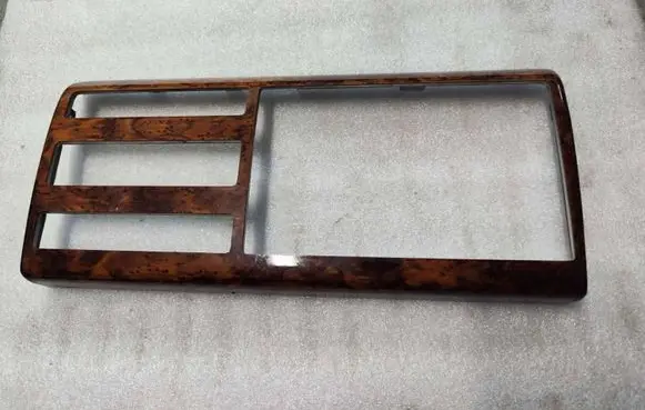 BMW 7 E38 Dashboard center trim panel 8381229 E5879H