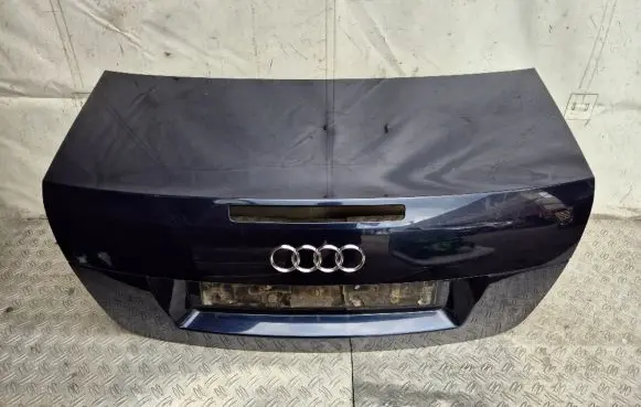 Audi A4 S4 B7 8E 8H Tailgate/trunk/boot lid 8H0827023