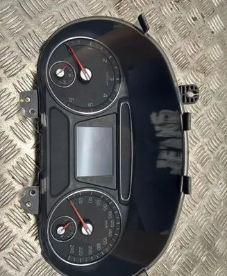 Speedometer (instrument cluster)