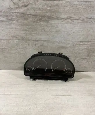 Speedometer (instrument cluster)