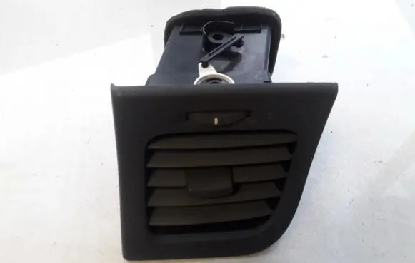 KIA Rio Dash center air vent grill 1G97380900 1G973-80900