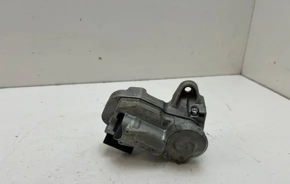 Steering wheel lock