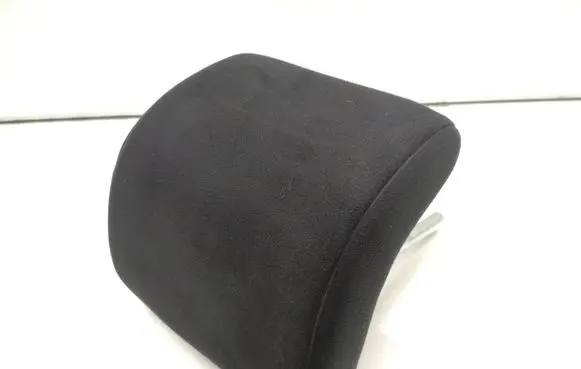 Nissan Juke I F15 Rear seat headrest 