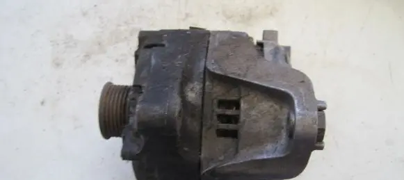 BMW 5 F10 F11 Generator/alternator 7646814