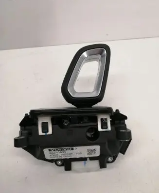 Volvo XC60 Gear shifter/selector 32240931