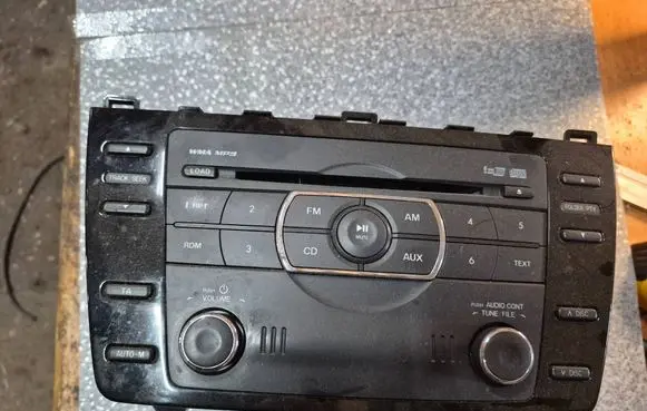 Mazda 6 Radio/CD/DVD/GPS head unit GER4669RX 524788 CQEM4971VT