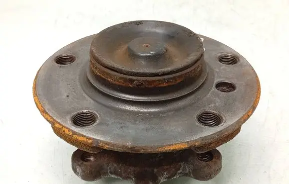 BMW 1 F20 F21 Front wheel hub 6867258