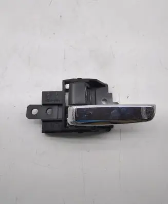 Mitsubishi Outlander Front door interior handle