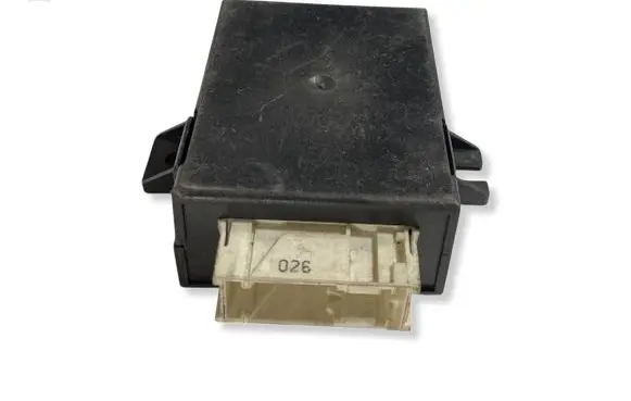 BMW 7 E38 Steering rack control module 8352494 61358352494