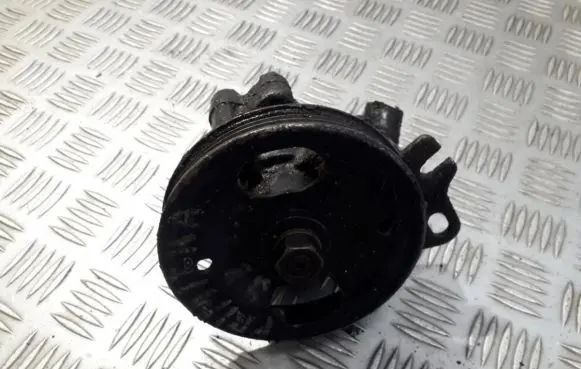 Nissan Primera Power steering pump 4911076j00 74083126