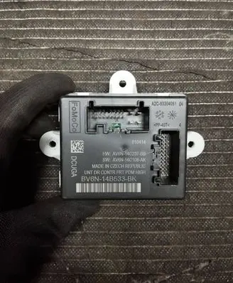 Ford Focus Door control unit/module BV6N14B533BK AV6N14C237BB A2C53304051