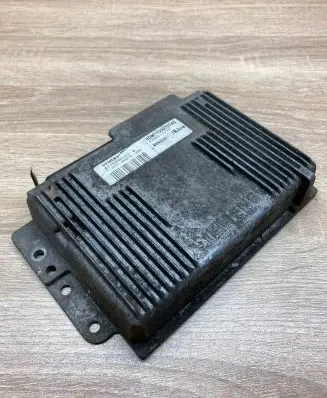 Renault Scenic I Engine control unit/module ECU HOM7700875745 S115300121B Used