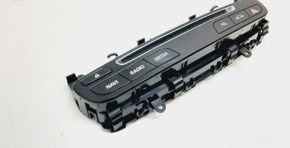 Mercedes-Benz GLC X253 C253 Head unit multimedia control A2059055201