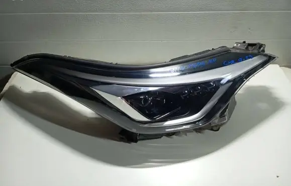 Toyota C-HR I Headlight/headlamp 81110-F4280-00