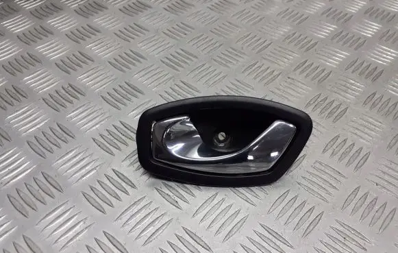 Renault Megane III Front door interior handle 826730001R