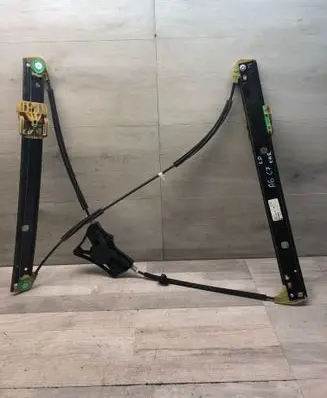 Audi A6 C7 Front window lifting mechanism without motor 4G0837461