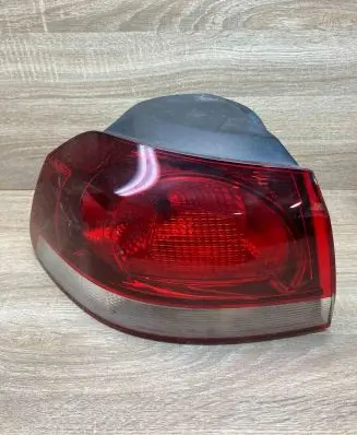 Volkswagen Golf VI Rear/tail lights 5K0945257 16796201