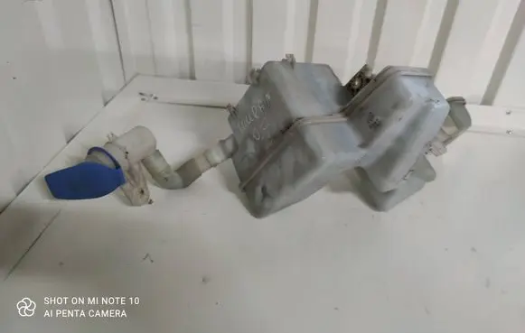Volkswagen Touran I Windshield washer fluid reservoir/tank 1t0955453c