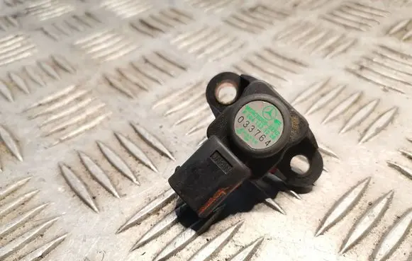 Mercedes-Benz E W211 Air pressure sensor 0041533228