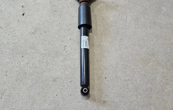 BMW 4 F36 Gran coupe Rear shock absorber/damper 6873825