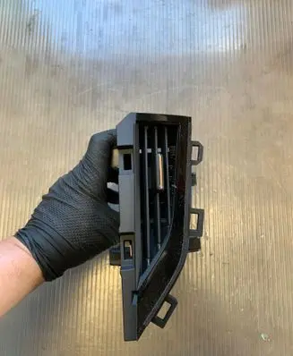 Subaru Outback (BT) Dash center air vent grill GN71183570 GN71183590